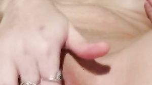 Pendeja She Finger Fucks herself and Cums 20 Times ThisVid