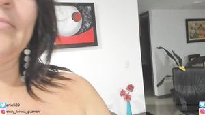 Butthole Ecuadorian Chubby Girl Licks Cunt On Sofa Sloppy Blow Job