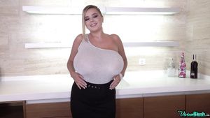 iDope Extra hot babe shakes giant boobs in the kitchen Cumshot