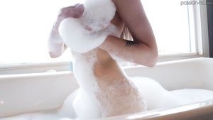 Sub Lily Larimar Fresh From The Bath - blond Amateur Free Porn
