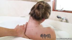 Real Amatuer Porn POV Bathtub with Dani Daniels - young...