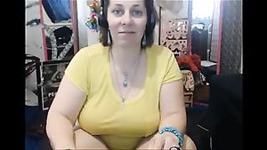 Phat Ass Mature Webcam Slut Translates Her Free Online Show Adult-Empire