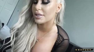 Fucking Big Breasted Blonde-Haired Cougar Sucks And Fucks Gordita