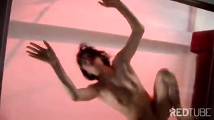 Pool Stunning Girl Aliz Hardcore Sodomy Video Fuck For Cash