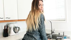 Sloppy Blow Job Gabbie Carter - Where The Magic Happens in high definition ComptonBooty