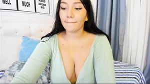Cum On Pussy Brown-eyed beauty in sexy blouse being flirty on cam Eating Pussy