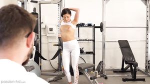Stepdad Horny stud with glasses fucks pretty latina in the gym Cheating Wife