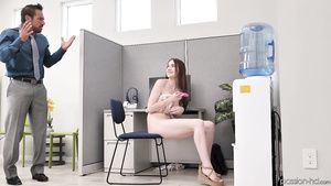 TastyBlacks A sexy office girl gets fucked by her boss on her lunch break Cam Shows