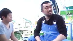 Pinay Fisherman Shows Prick Fucks Japanese Babe In Boat Trip Threesome