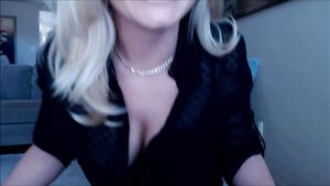 Hugecock Let Stepmom Show You A Few Things Before Daddy Come Back Ametur Porn