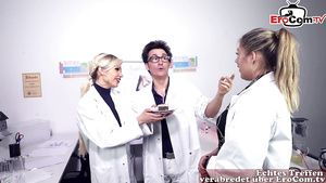 Big Ass german slinky nurse jack off in hospital Peituda
