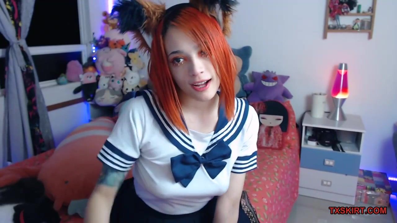 Riding Cock Foxy school girl without bra and panties Pay