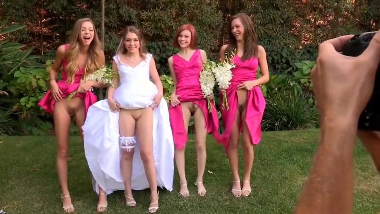 Cheerleader Young Bride And Her Bridesmaids Show Their Pussies Culito