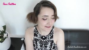 Badoo Cute teen First Orgasm On Video amateur sex Watersports