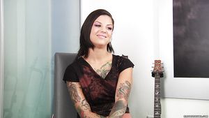 Girlfriend Tattooed Bonnie Rotten Squirts All Over When She Gets Her Cunt Banged Teamskeet