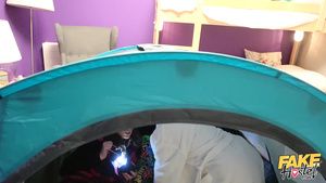 Hoe A female camper enjoys her first lesbian experiences at a hostel Tetas