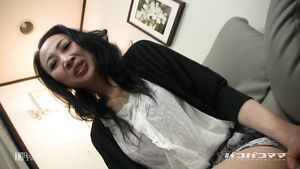 Blows Asian skinny mature woman JAV Uncensored Hairy