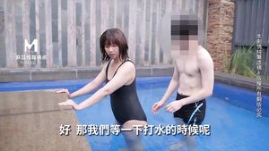 BadJoJo Japanese teen in swimsuit porn video Publico