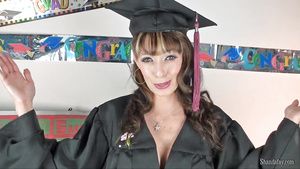 Free Blow Job Porn Dirty Bitch Licks Prick - MILF Porn Actress Stockings
