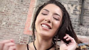 3MOVS Arousing Breast Summer - Daisy haze porn video Sexo