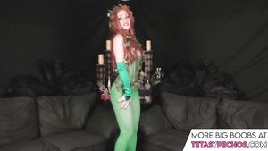 Brazzers Angela Sommers As Full-Breasted Poison Ivy BootyTape