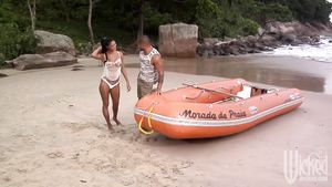 imageweb Bottoms Up In Brazil - Latina Emanuelle Diniz Hot Girls Fucking
