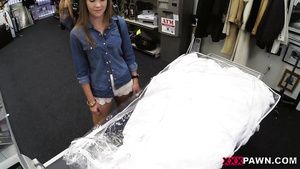 Amateur Booty bride gets pounded in the pawn shop Student