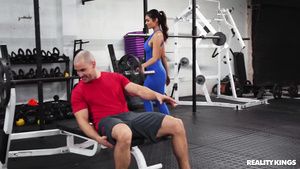 Extreme Attractive latina with fine tits fucks Duncan in the gym Bigcock