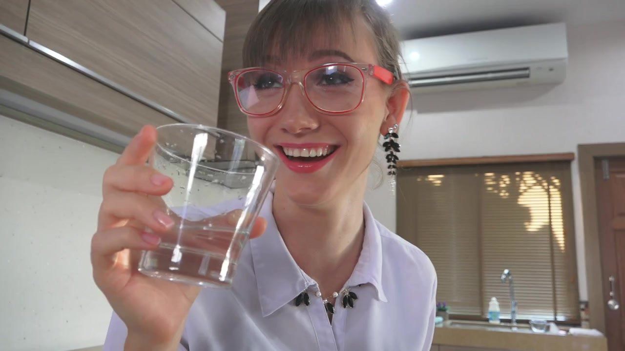 Fishnets Drunken Business Woman - Amateur Sex Video Small Boobs