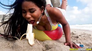 Insertion Frolic Ebony MILF With Juicy Melons Gets Fucked At The Beach CamWhores