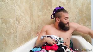Dlouha Videa Xander's panty fetish masturbation ends up with hot sex with Eva Alvarez Clips4Sale