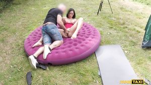 Sola Memorable outdoor sex with amoral brunette MILF Luci Reign Zorra