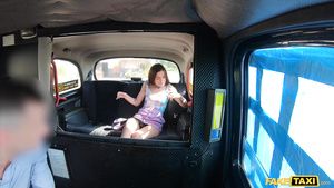 Sex Slim freaky vixen Tabitha Poison wants huge dick in the taxi Pussy Eating