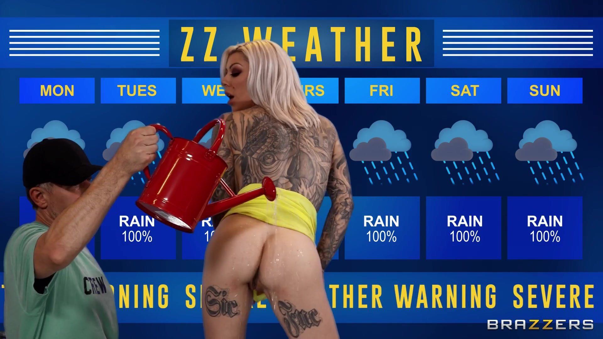 Gay Shorthair Crazy weather report with gorgeous MILF Karma RX Amateur