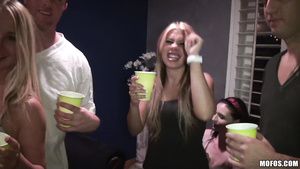Close Real Bitch Party - House Party Sucking 1 - Mandy Armani Ampland