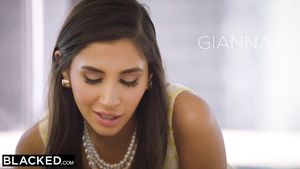 Gostoso BLACKED - she only has Fun when her White Fiance isn't Home - Gianna dior Sislovesme
