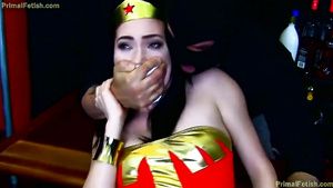 PlayVid Aria Alexander cosplay Wonder Woman porn video Polla