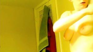 Casal My Niece Adrianna Spied In The Bathroom - Homemade Video Deepthroat