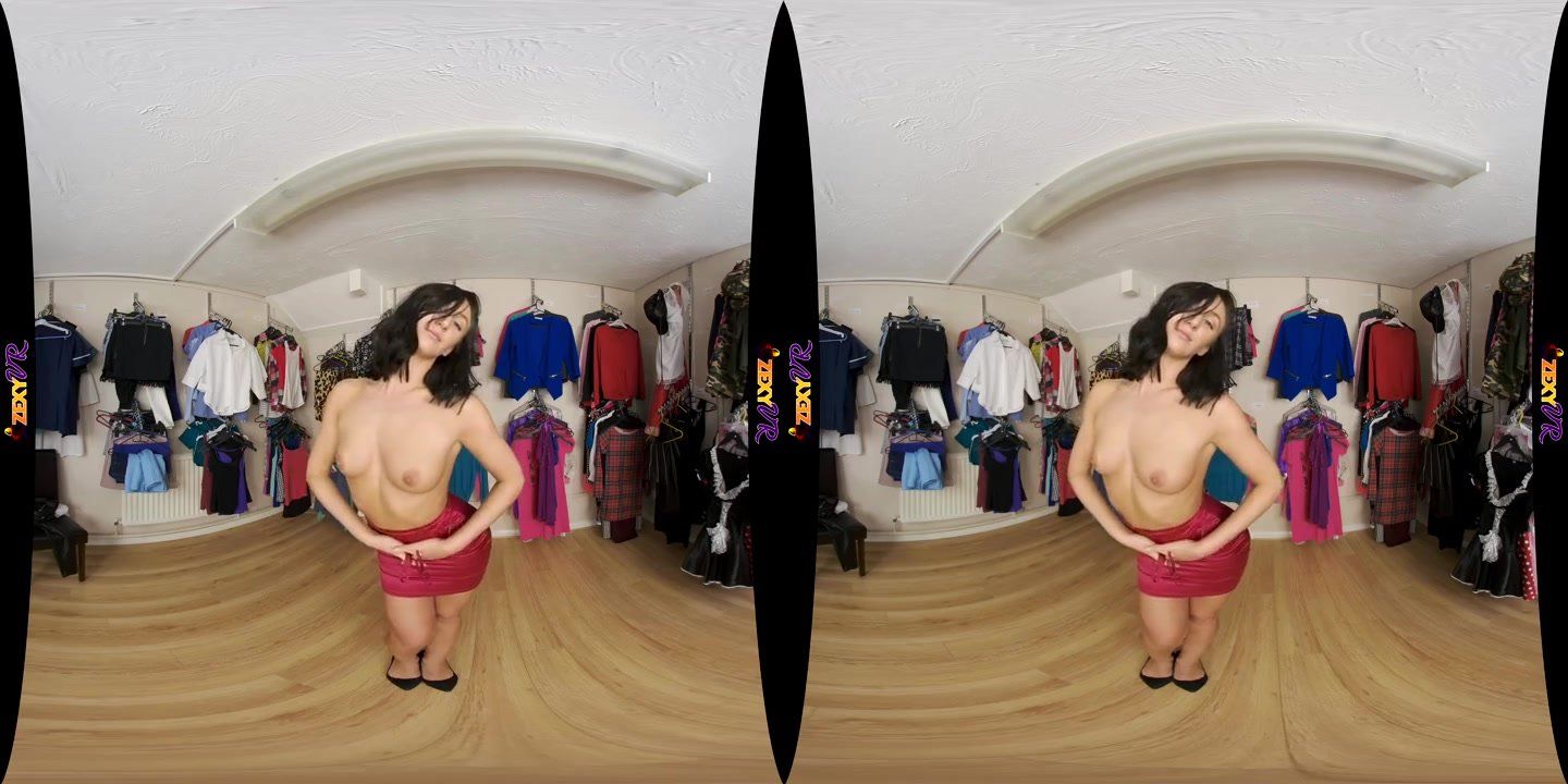 AVRevenue Salacious hussy Mia VR thrilling porn clip Pussy Licking