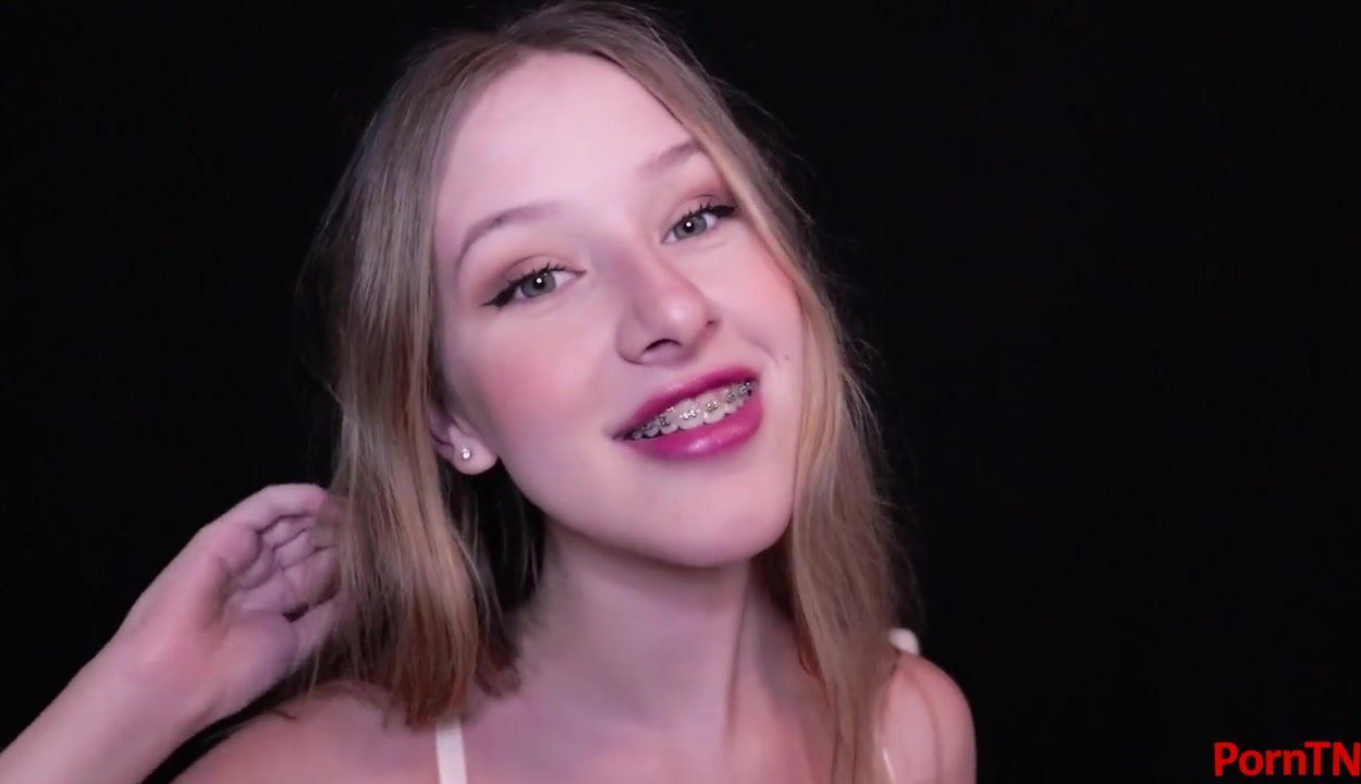 Goldenshower ASMR Diddly Donger - Girl with Braces Fetish Video Sexual Threesome