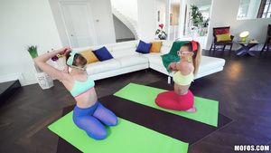 Gym Share My BF - Yoga Sexercise Session 1 - Rebecca Vanguard Jerking Off