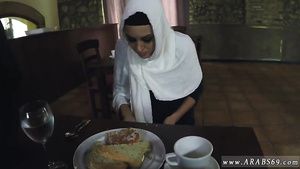 Kissing Beautiful Muslim Arab girl ejaculates in the restaurant Ruiva