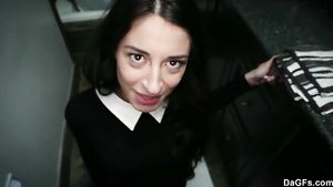 Linda Moje porn jebanie: young skinny brunette in amateur hardcore clip Mommy