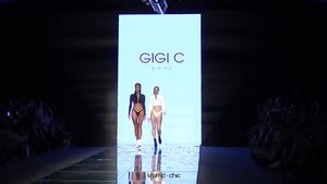 Bokep Bikini Resort Glamour Models Fashion Show 2019...
