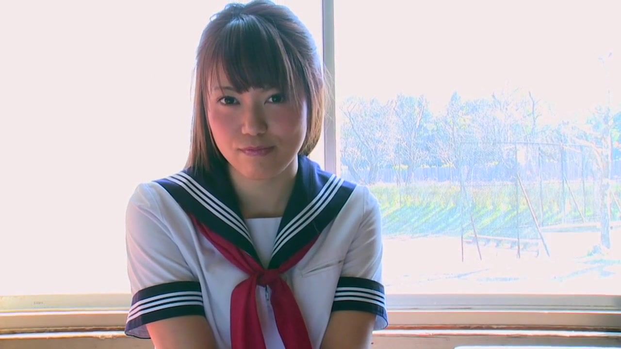 Camshow Akari Matsumoto as pretty Japanese schoolgirl in uniform Gay Natural