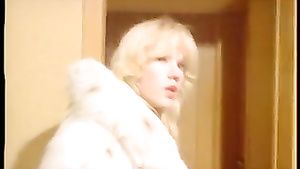 Jocks Classic porn movie "La Maison des fantasmes" (1980) with hot blonde Brigitte Lahaie Leche