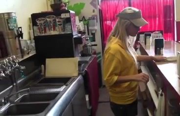 Hugetits Cutie blonde chick is being passionately fucked in cafe kitchen Cum Shot